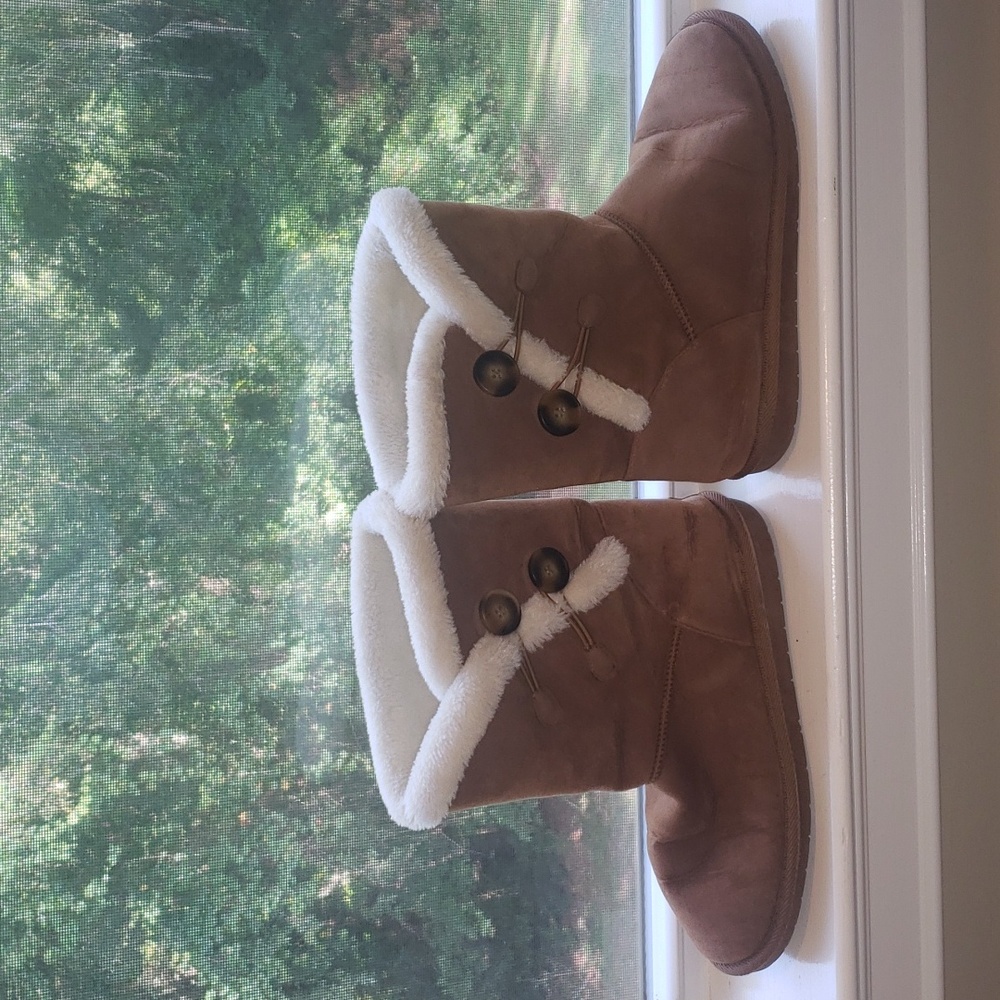 Rampage boots size 8